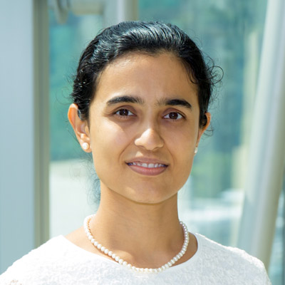 portraits-square-desai-stuti