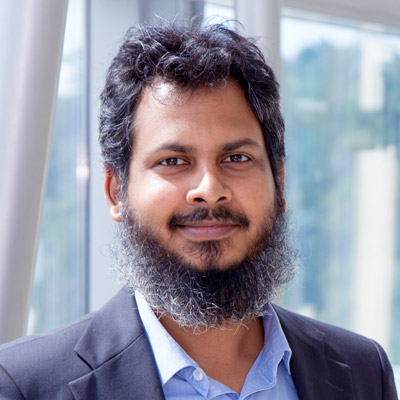 portraits-square-kabir-400×400-2