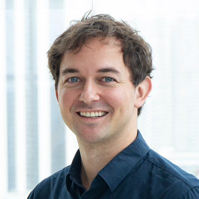 Andrew HOLLE